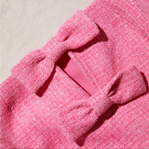 *Brand New Never Worn* Pink Boucle Bow Mini Dress Size 4. - Picture 4 of 4